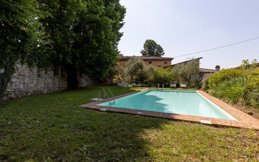 Villa con Piscina