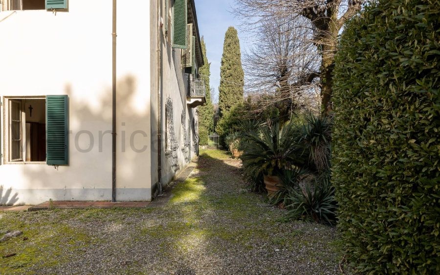 Villa Storica sulle Colline Lucchesi