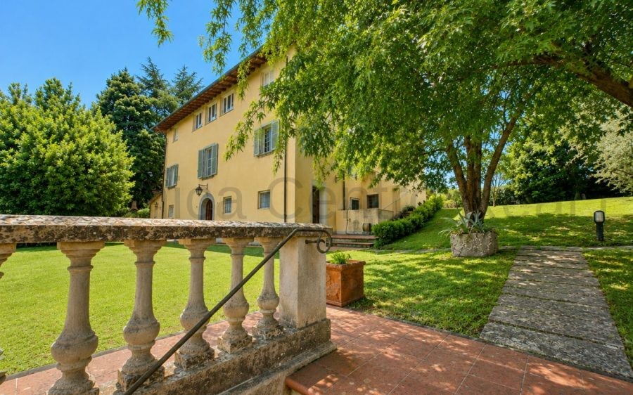 Villa Storica sulle Colline di Lucca