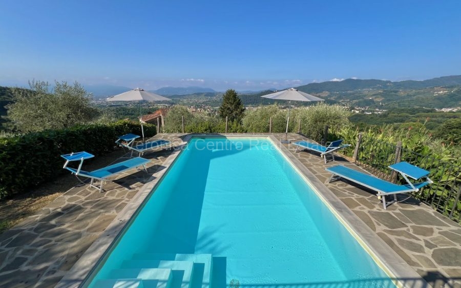 Piccolo Casale con Piscina e vista panoramica