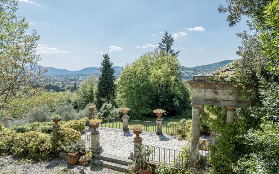 Bellissima Villa Storica sulle Colline Lucchesi