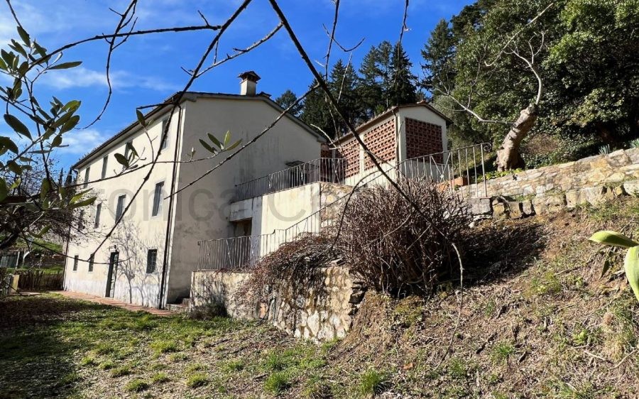 NOSTRA ESCLUSIVA: Casale sulle Colline di Lucca