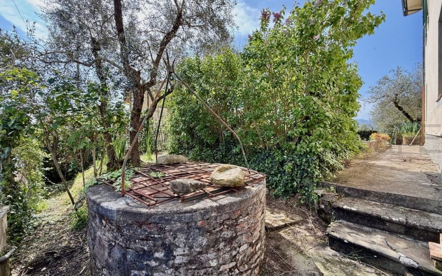 Villa Singola sulle Colline di Montecarlo