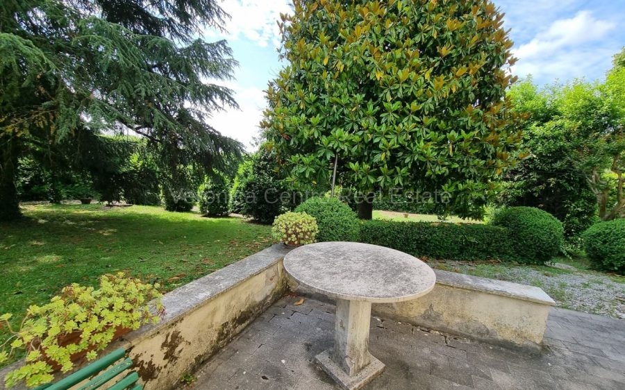 Villa Liberty con giardino